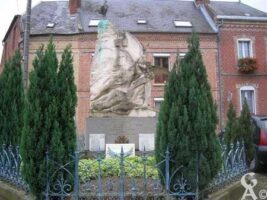 Monument aux Morts dit Eugène LEFEVRE