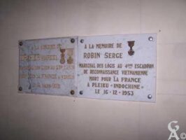 Plaques commémoraitives de la mairie