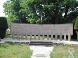 Monument commémoratif des 14 fusillés