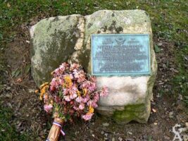 Stèle Commémorative du Sergent TUCKER