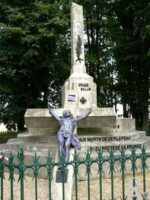 Monument de la Croix Brisée