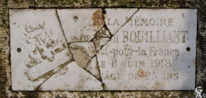 A la mémoire de Jean BOUILLIANTMortpour la Francele 6 juin 1918à l'age de 23 ans