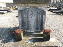 Calvaire Commémoratif du Cimetière