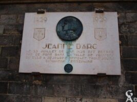 Plaque Commémorative 