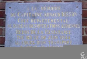 Plaque Commémorative Arnaud BISSON