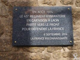 Plaque Commémorative du 45e R.I.
