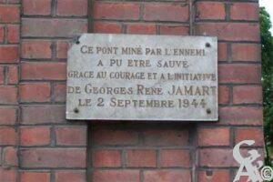 Plaque commémorative du familistère