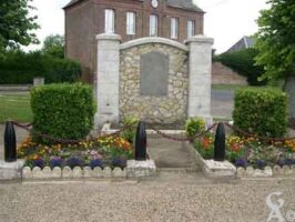 Monument aux morts de Pont à Bucy