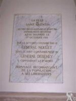 Plaque commémorative de la libération de la ville en 1918
