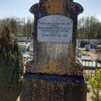 autre face de la stèle allée A