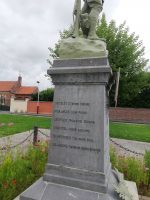 Le monument aux morts de Couvron -NPK