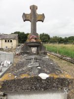 Monument surmonté d'une croix, Serisier Jules - npryjmak