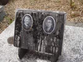 plaque avec photos, Lucien Decale et Jeanine Moreau - natty