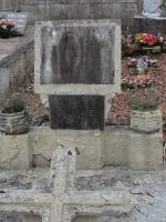 plaque identification noire sur dalle pierre- natty