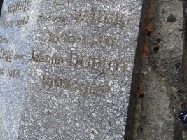détail de l'inscription sur la tombe Watelle Alliot - natty