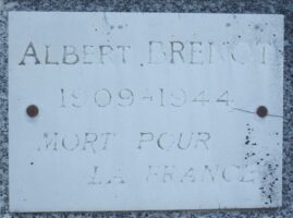 plaque posée sur le monument - Natty