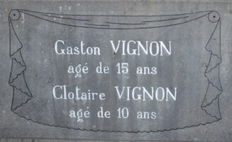 plaque à la mémoire des enfants décédés dans la catastrophe du 9 mars 1913 -Natty