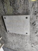 plaque d'identification à l'intérieur de la chapelle - O.Dufour