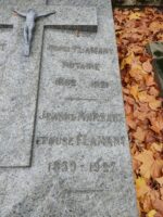 identification sur la partie droite de la  pierre tombale - O.Dufour