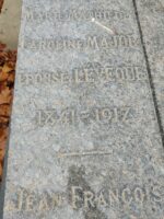 identification de la défunte sur la pierre tombale - O.Dufour