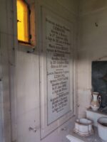 plaque identification fixée dans la chapelle - O.Dufour