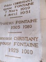 plaque d'identification dans la chapelle familiale - O.Dufour