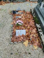 tombe non identifiée avec photo sur une plaque - O.Dufour