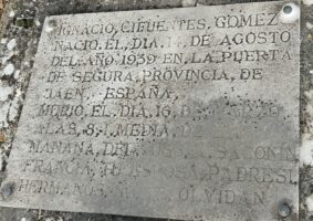 plaque rédigée en espagnol - O.Dufour