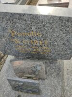 détail de la gravure sur la stèle - O.Dufour