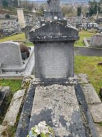 détail des inscriptions sur la stèle - O.Dufour