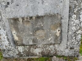 détail de l'inscription sur la plaque - O.Dufour
