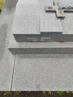 inscriptions sur le monument - O.Dufour