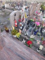 monument pris sous un autre angle - O.Dufour