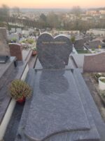 monument gris marbré - O.Dufour