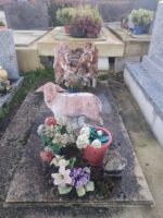 Caveau non identifié, peut-être un enfant. - O.Dufour
