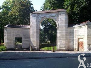Le portail de l'abbaye-Photo : M. Trannois